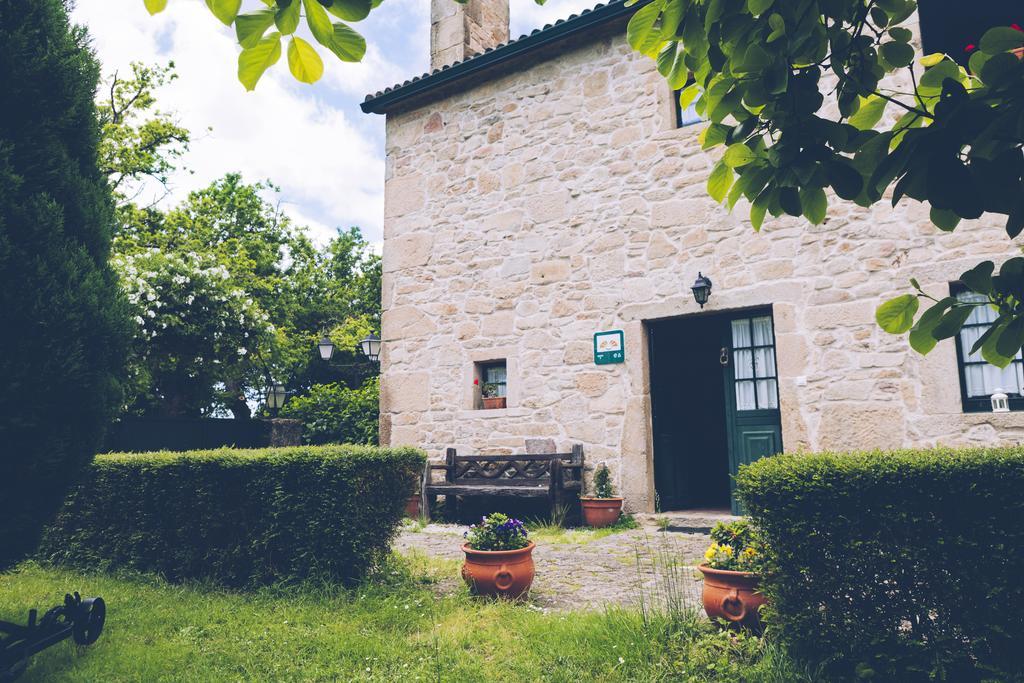 Parada De Francos Guest House Teo Exterior photo