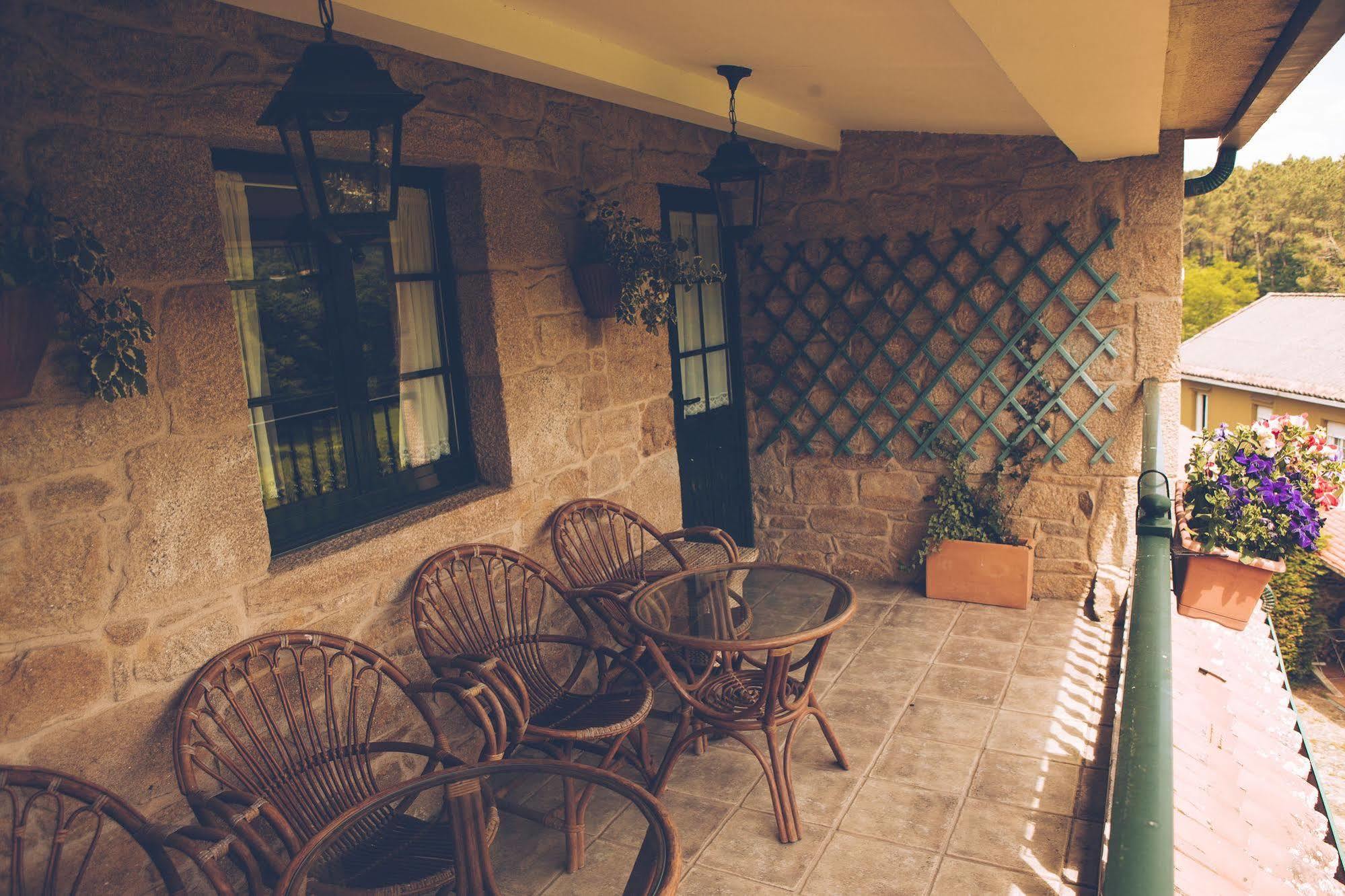 Parada De Francos Guest House Teo Exterior photo